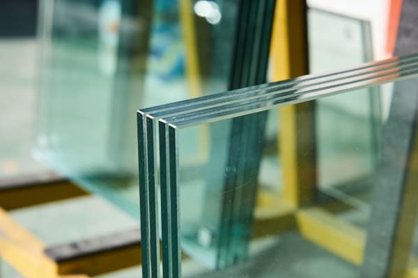 kaca keselamatan terbaja berlapis berganda