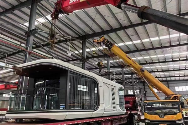 Test domu kapsułowego staxhomes